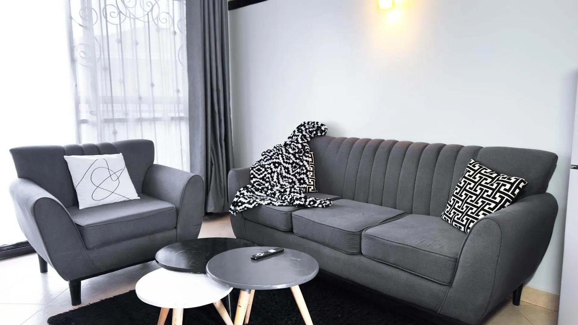 Apartment Affordable 1 Bedroom Apt In Kampala - Wi-Fi & Parking